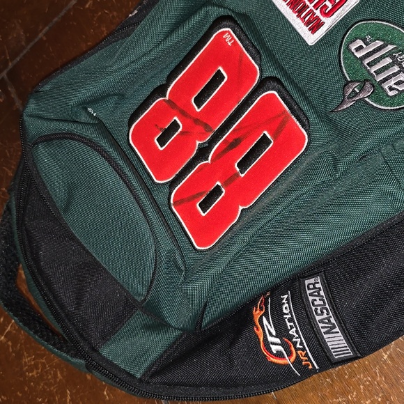 NWOT Dale Earnhardt Jr #88 NASCAR Backpack Auto Signed - Picture 4 of 5